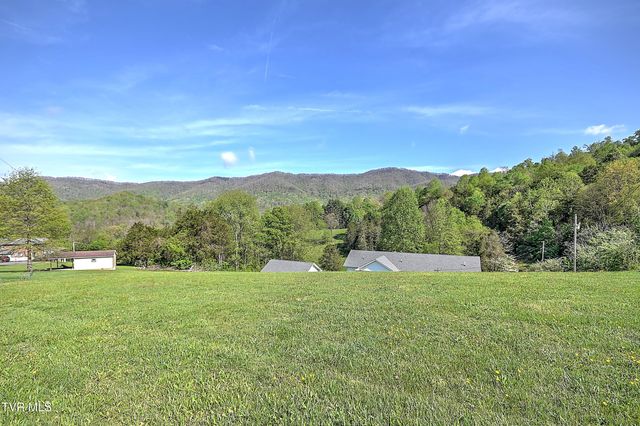 218 Jones Ridge Drive, Dryden, VA 24243