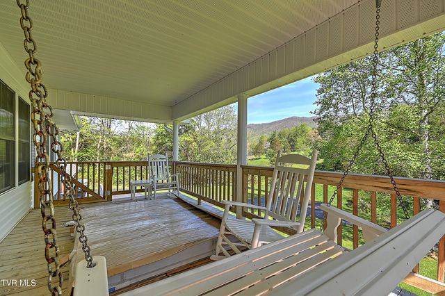 218 Jones Ridge Drive, Dryden, VA 24243