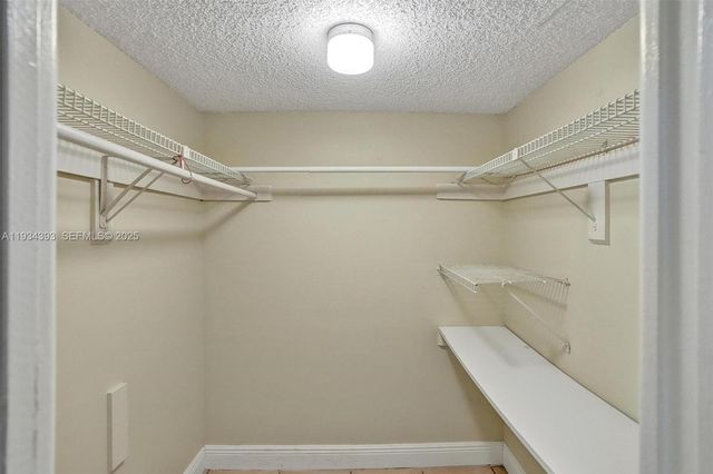 8540 SW 133rd Ave Rd 321, Miami, FL 33183