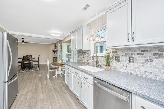 1180 Island View Drive, Mount Pleasant, SC 29464