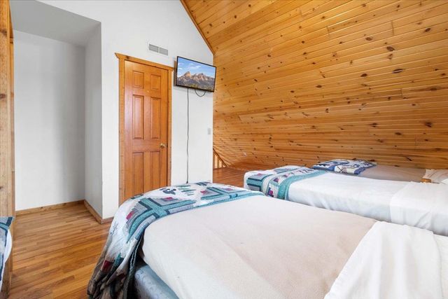 614 Sandy Beach Court, Warrens,warrens, WI 54666