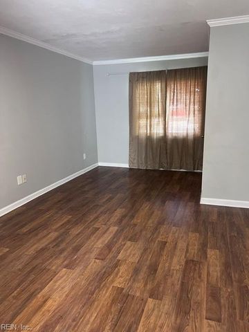697 Grant AVE, Virginia Beach, VA 23452