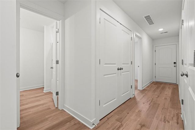 9310 N Lenox Avenue, Kansas City, MO 64154