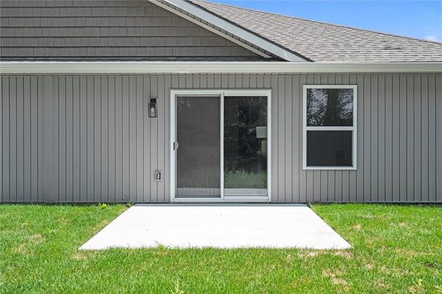 9310 N Lenox Avenue, Kansas City, MO 64154