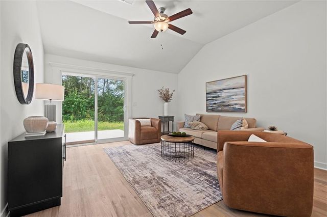 9310 N Lenox Avenue, Kansas City, MO 64154