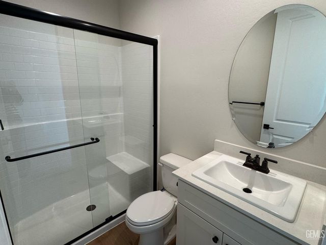 11215 Alcazar Avenue, Bakersfield, CA 93311