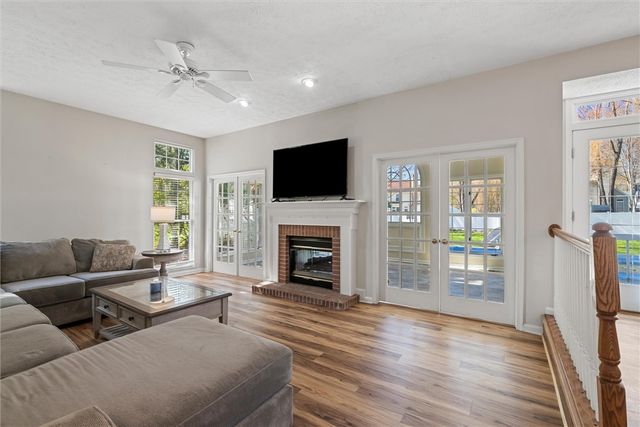 505 Westberry Dr, Allegheny Twp, PA 15068