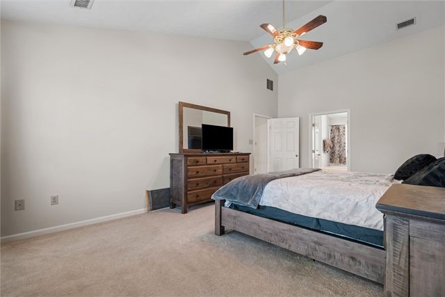 505 Westberry Dr, Allegheny Twp, PA 15068