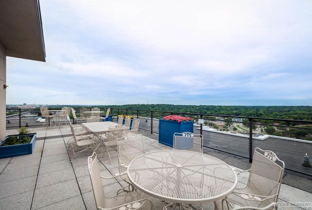 625 N Segoe Road #1107, Madison, WI 53705