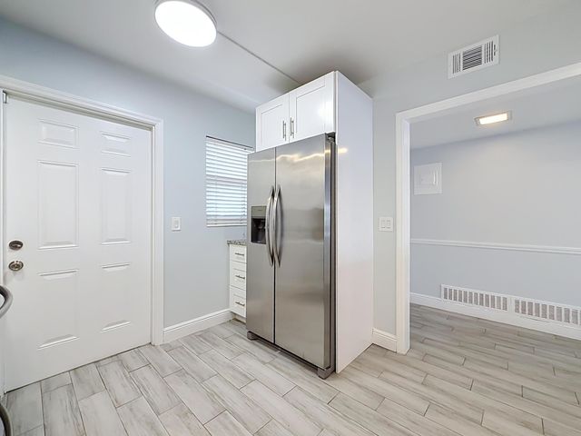 3121 NE 51st Street NE 102E, Fort Lauderdale, FL 33308