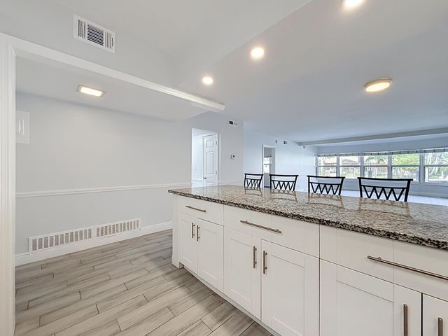3121 NE 51st Street NE 102E, Fort Lauderdale, FL 33308
