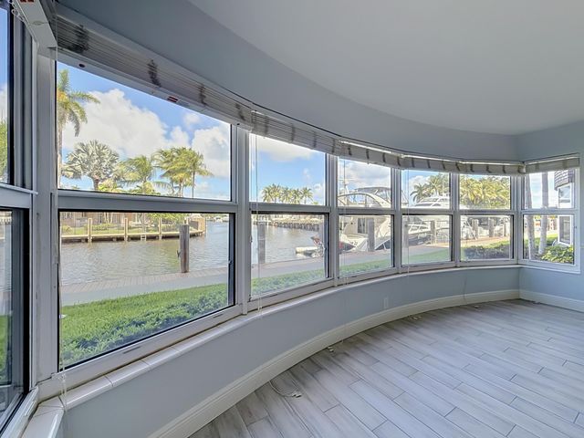 3121 NE 51st Street NE 102E, Fort Lauderdale, FL 33308