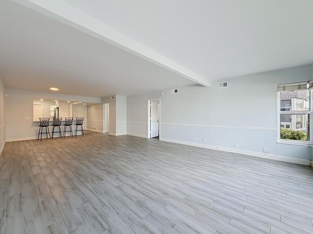 3121 NE 51st Street NE 102E, Fort Lauderdale, FL 33308