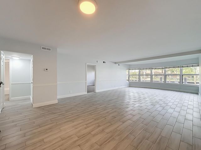 3121 NE 51st Street NE 102E, Fort Lauderdale, FL 33308