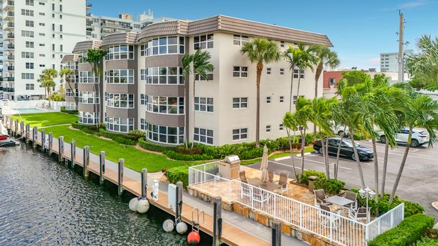 3121 NE 51st Street NE 102E, Fort Lauderdale, FL 33308