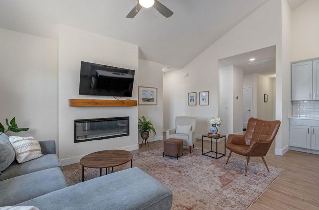 5480 E Cavalcade Lane, Springfield, MO 65802