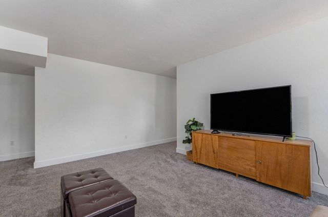 5480 E Cavalcade Lane, Springfield, MO 65802