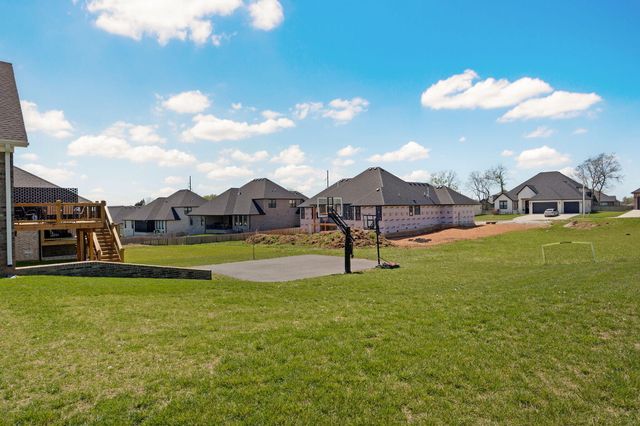 5480 E Cavalcade Lane, Springfield, MO 65802