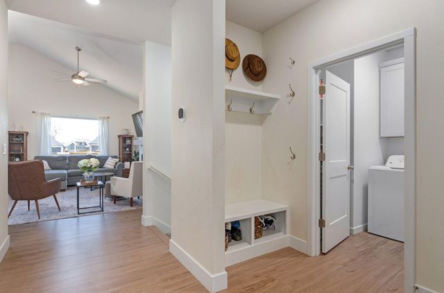 5480 E Cavalcade Lane, Springfield, MO 65802