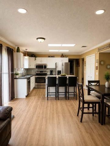 4351 Leicester Ct, West Palm Beach, FL 33409