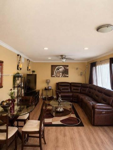 4351 Leicester Ct, West Palm Beach, FL 33409