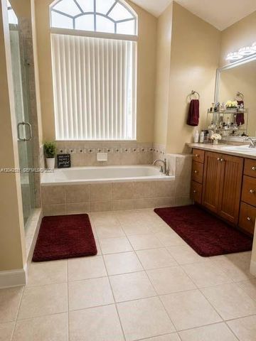 4351 Leicester Ct, West Palm Beach, FL 33409