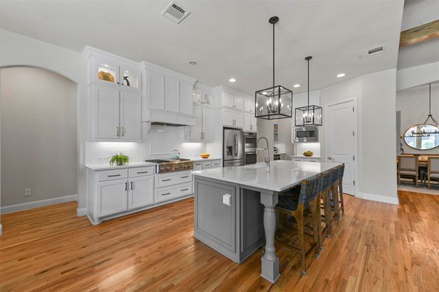 5705 Heron Drive E, Colleyville, TX 76034