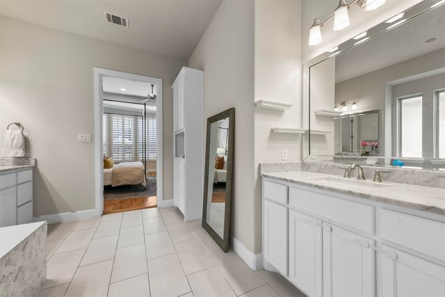 5705 Heron Drive E, Colleyville, TX 76034