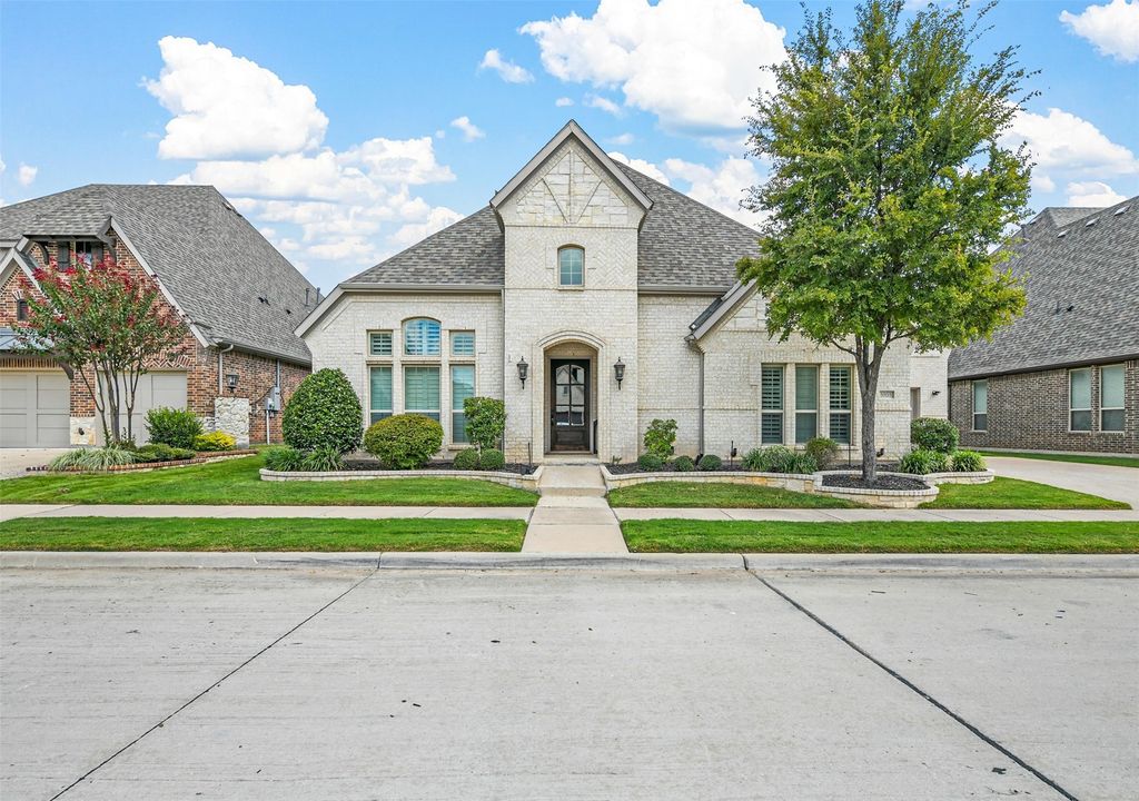 5705 Heron Drive E, Colleyville, TX 76034