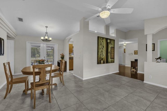 11195 61st St Street N, West Palm Beach, FL 33412