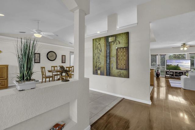 11195 61st St Street N, West Palm Beach, FL 33412