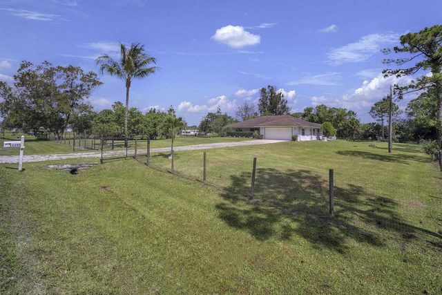 11195 61st St Street N, West Palm Beach, FL 33412
