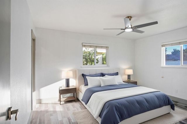 2409 Newport Dr, Modesto, CA 95350