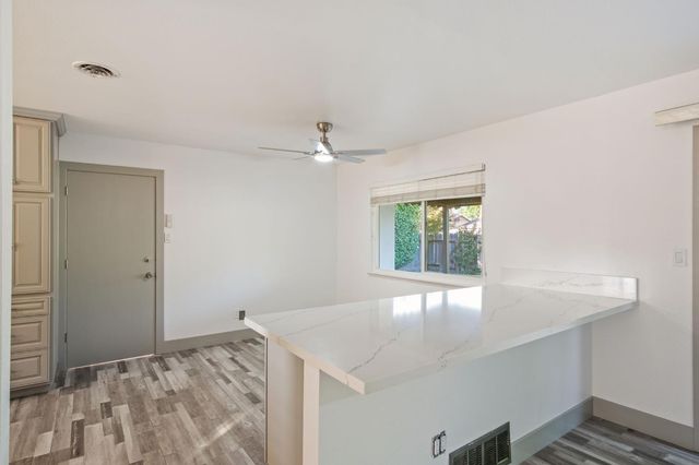 2409 Newport Dr, Modesto, CA 95350