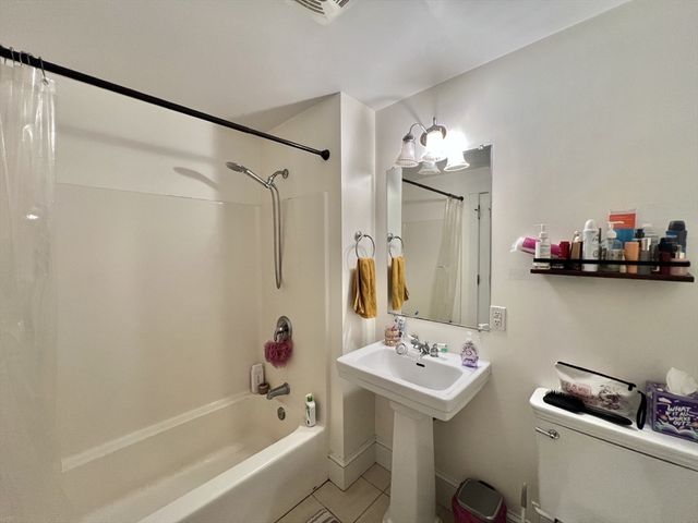 432 Norfolk Street 4C, Somerville, MA 02143