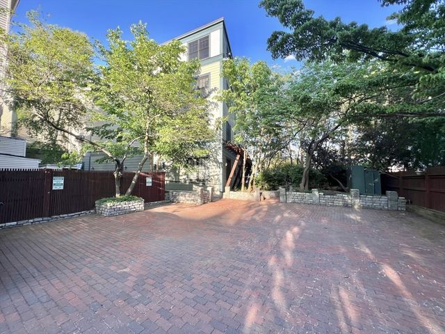 432 Norfolk Street 4C, Somerville, MA 02143