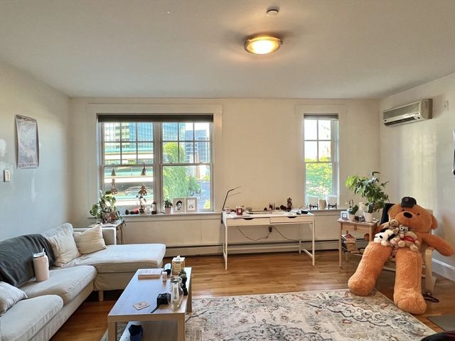 432 Norfolk Street 4C, Somerville, MA 02143
