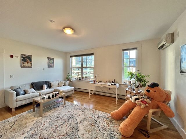 432 Norfolk Street 4C, Somerville, MA 02143
