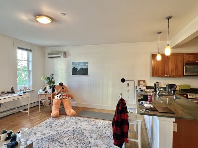 432 Norfolk Street 4C, Somerville, MA 02143