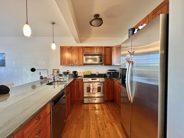 432 Norfolk Street 4C, Somerville, MA 02143
