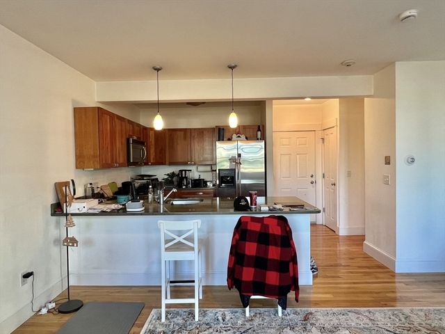 432 Norfolk Street 4C, Somerville, MA 02143