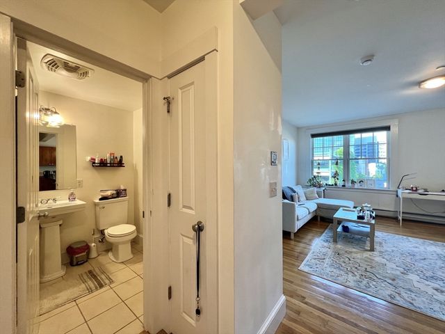 432 Norfolk Street 4C, Somerville, MA 02143