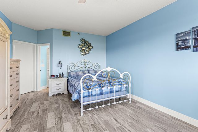 200 Waterway Road 104, Tequesta, FL 33469