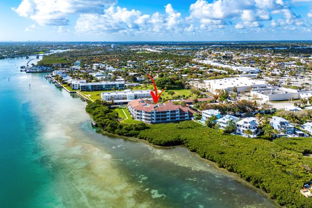 200 Waterway Road 104, Tequesta, FL 33469