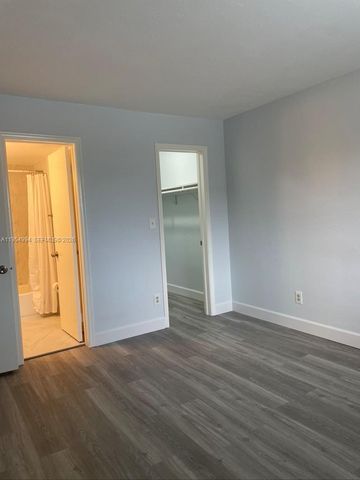 8701 SW 141st St G7, Palmetto Bay, FL 33176