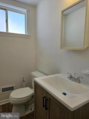 531 PERSHING AVE, Darby, PA 19023