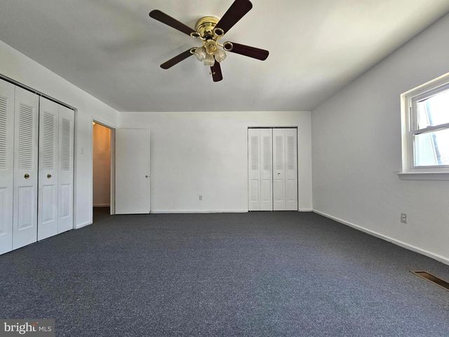 531 PERSHING AVE, Darby, PA 19023