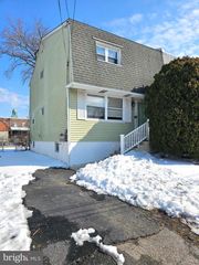 531 PERSHING AVE, Darby, PA 19023