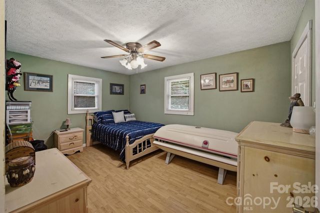 2516 Corolla Hills Drive, Lenoir, NC 28645