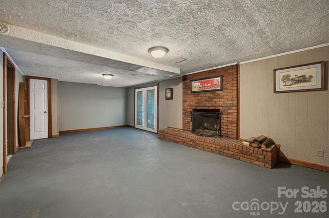 2516 Corolla Hills Drive, Lenoir, NC 28645